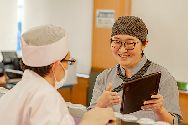 まるくに水戸見川店 藤田さん　ホールマネージャー