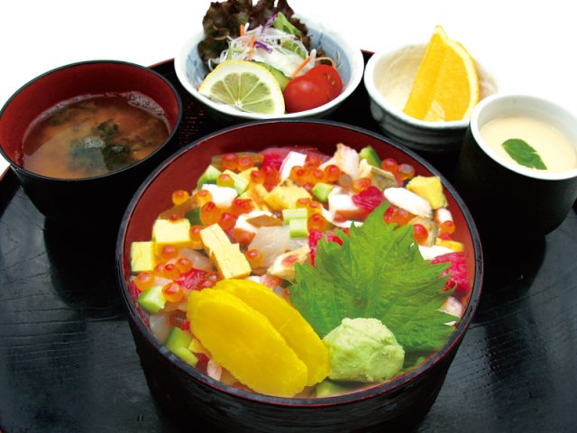 極まぐろ丼